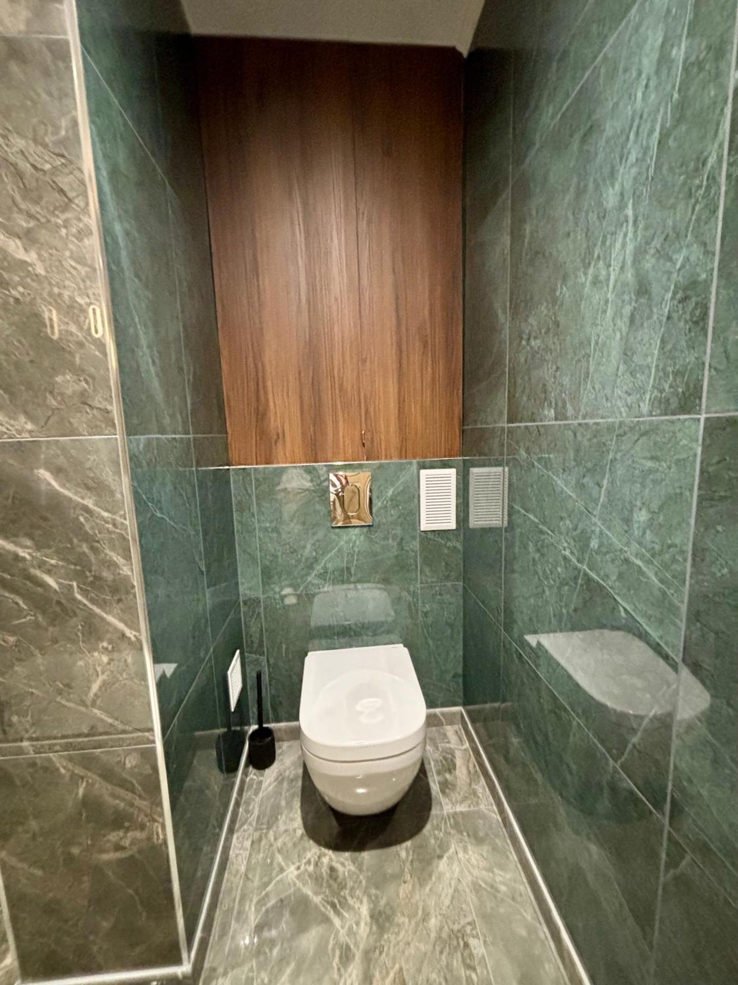 Appartement 5*, Vue Mer Et Acces Plage 滨海卡瓦莱尔 外观 照片